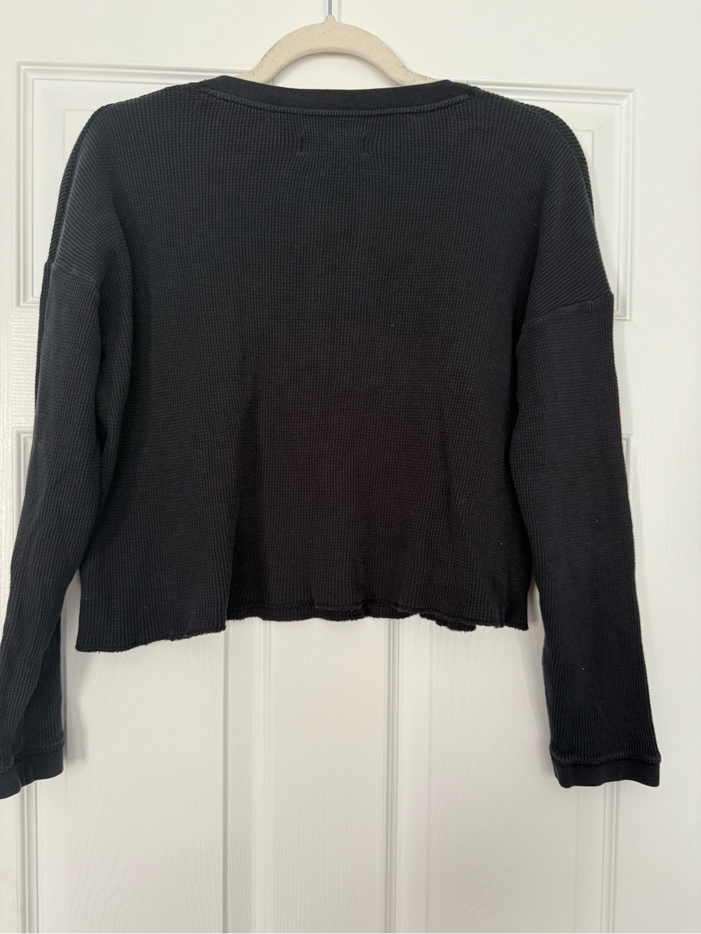 Everlane Black Waffle Knit Henley Cropped Long Sleeve- size S - Picture 2 of 4